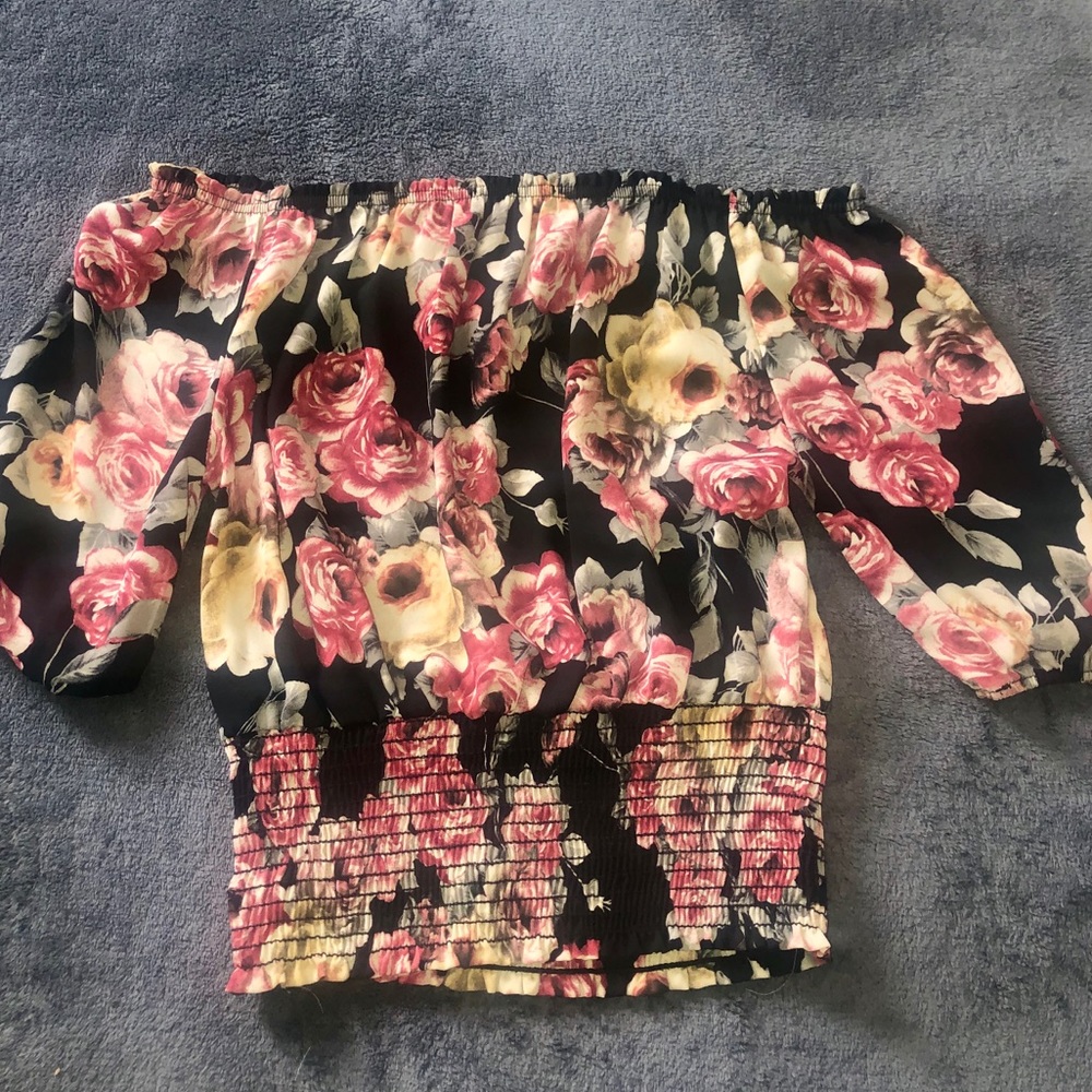 Floral top